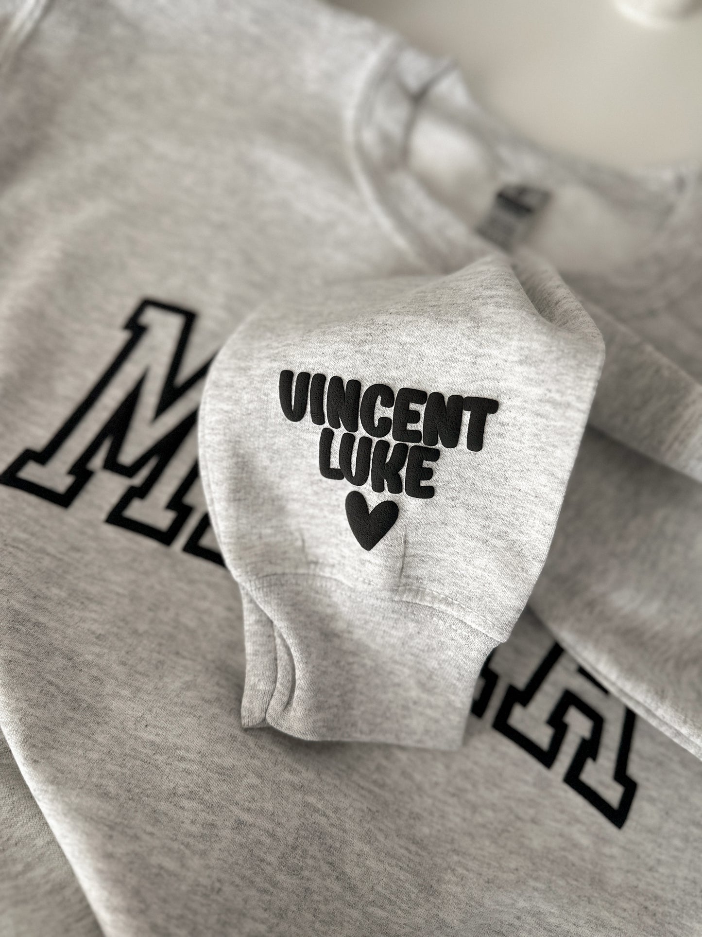 Mama Puff Print Sweatshirt with Children's name on Sleeve