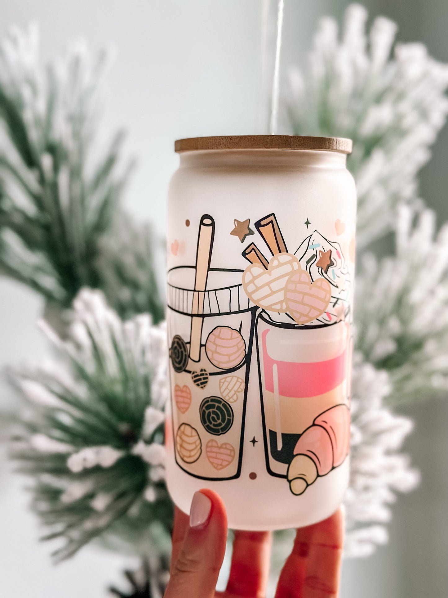 CAFECITO Y CHISME GLASS CUP