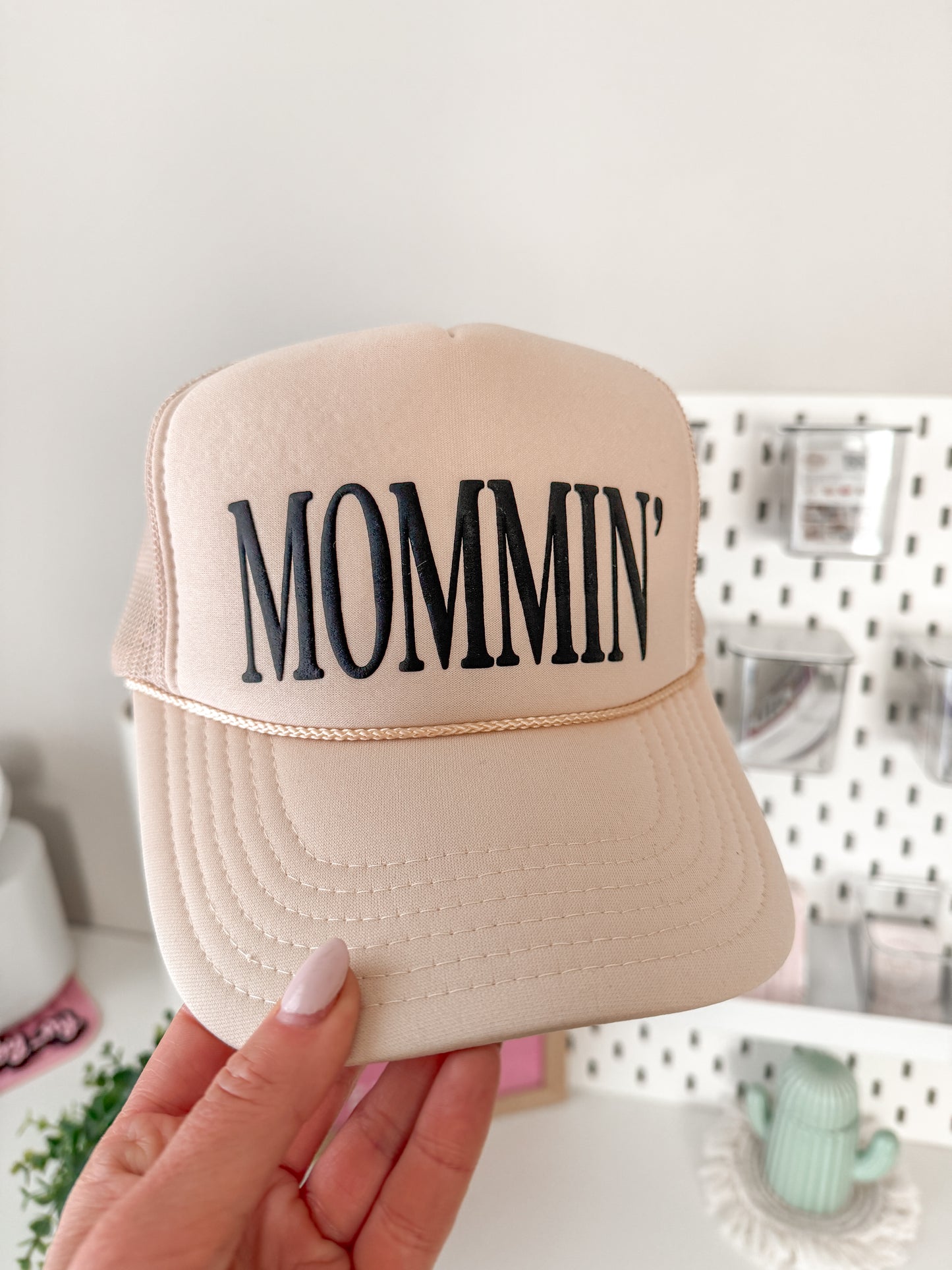 MOMMIN' Trucker Hat 3D Puff